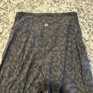 Lululemon Gray Patterned Joggers